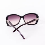 Ladies Sunglasses with Hanging Cover Case - "1422 61 17-137 C18"