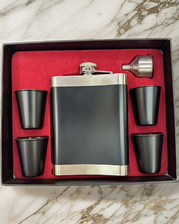 Stainless Steel Hip Flask with Funnel and 4 Glasses