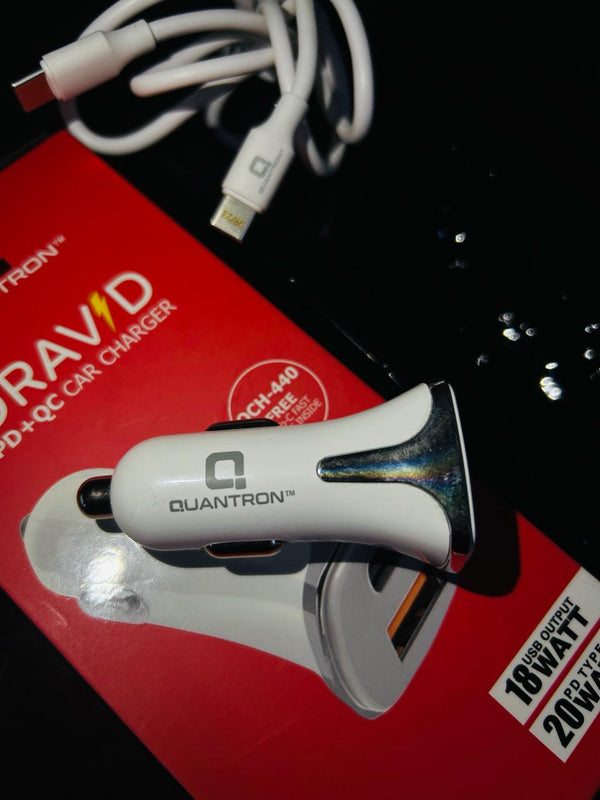 Quantron 3.4AMP Fast Car Charger USB & Iphone Cable